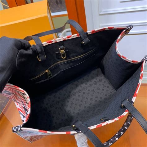 lv crafty onthego gm price|Louis Vuitton Crafty Onthego GM Black  .